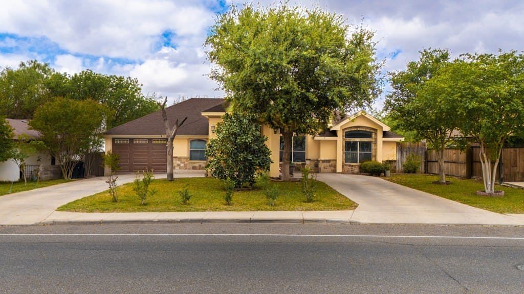 11,899 acres in Maverick County gallery image 3