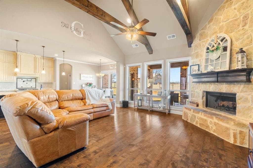 50.77 acres in Ellis County