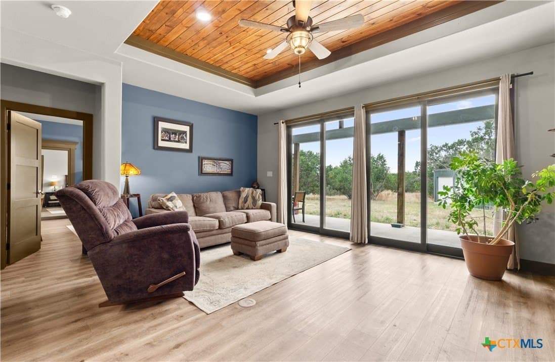 10.01 acres in Bell County gallery image 3