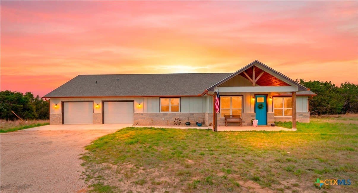 10.01 acres in Bell County