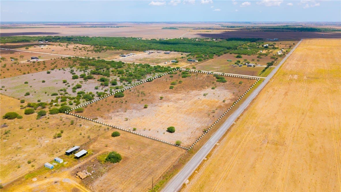 13.07 acres in Nueces County - photo 9
