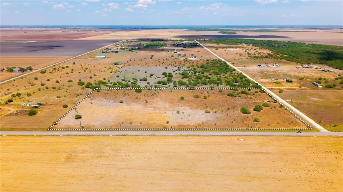 13.07 acres in Nueces County - photo 8