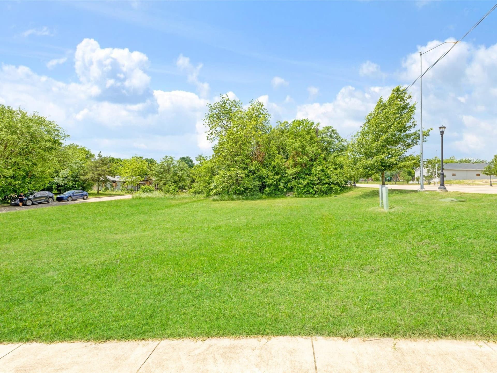 0.32 acres in Tarrant County - photo 13