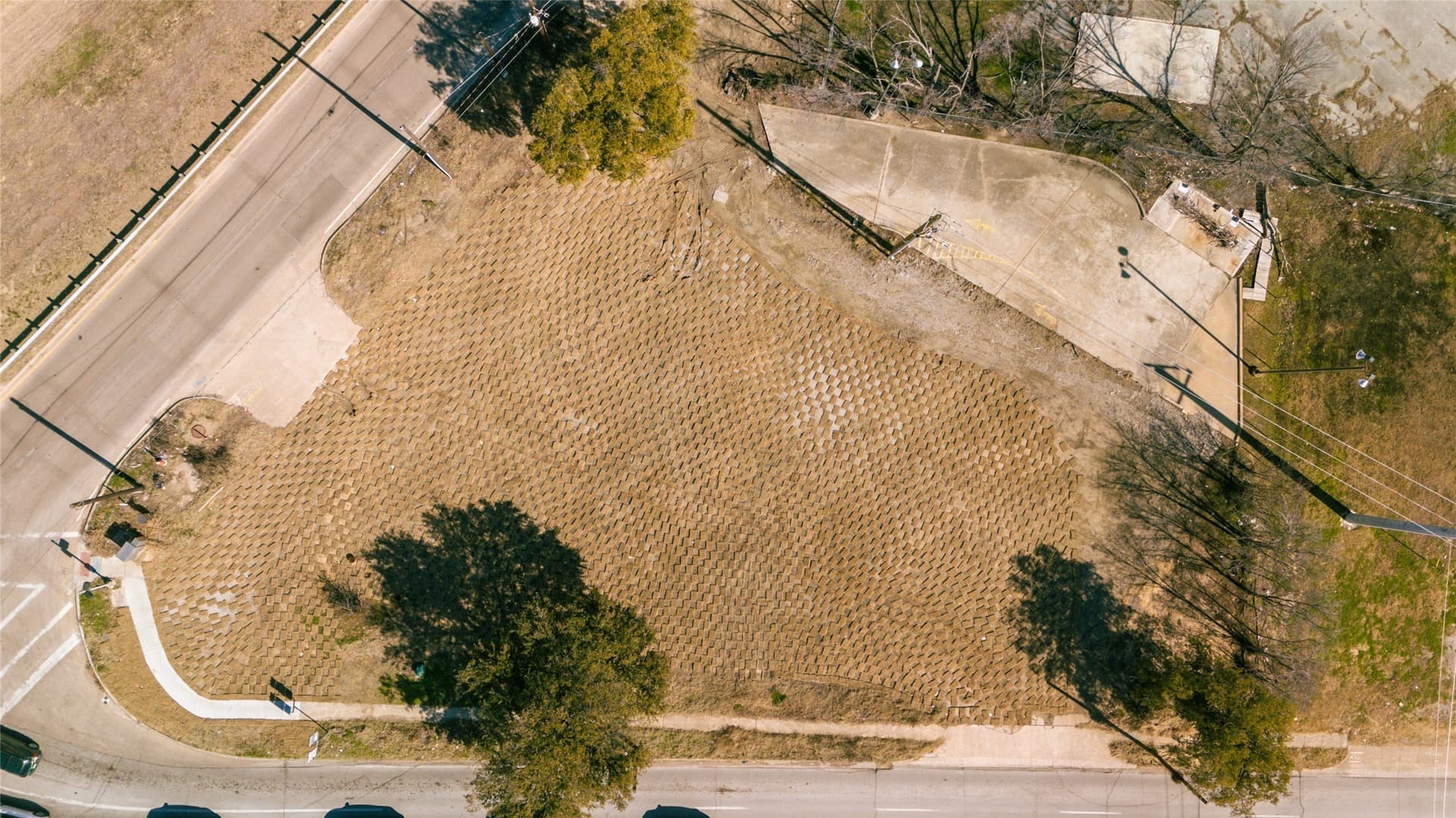 0.1 acres in Dallas County - photo 9
