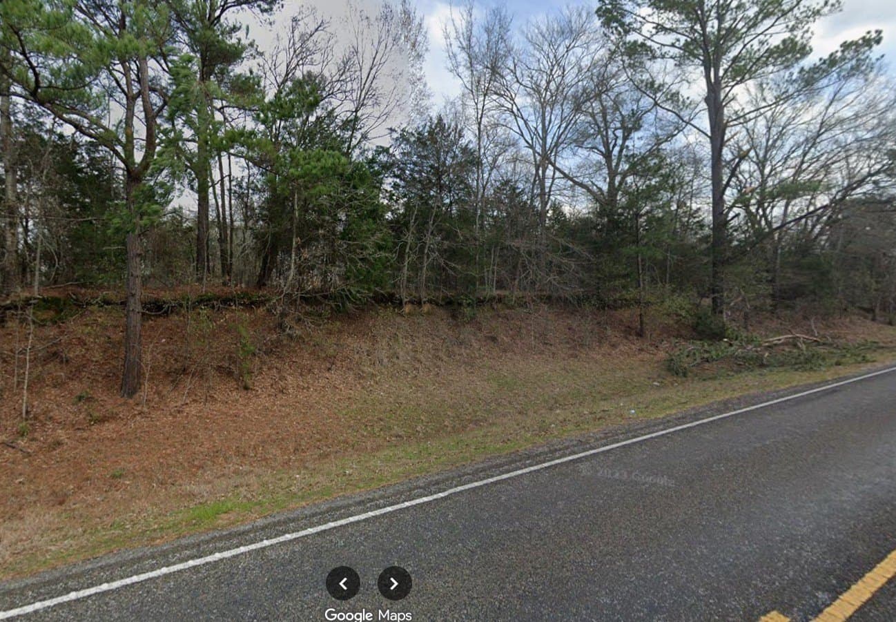 6.91 acres in Henderson County