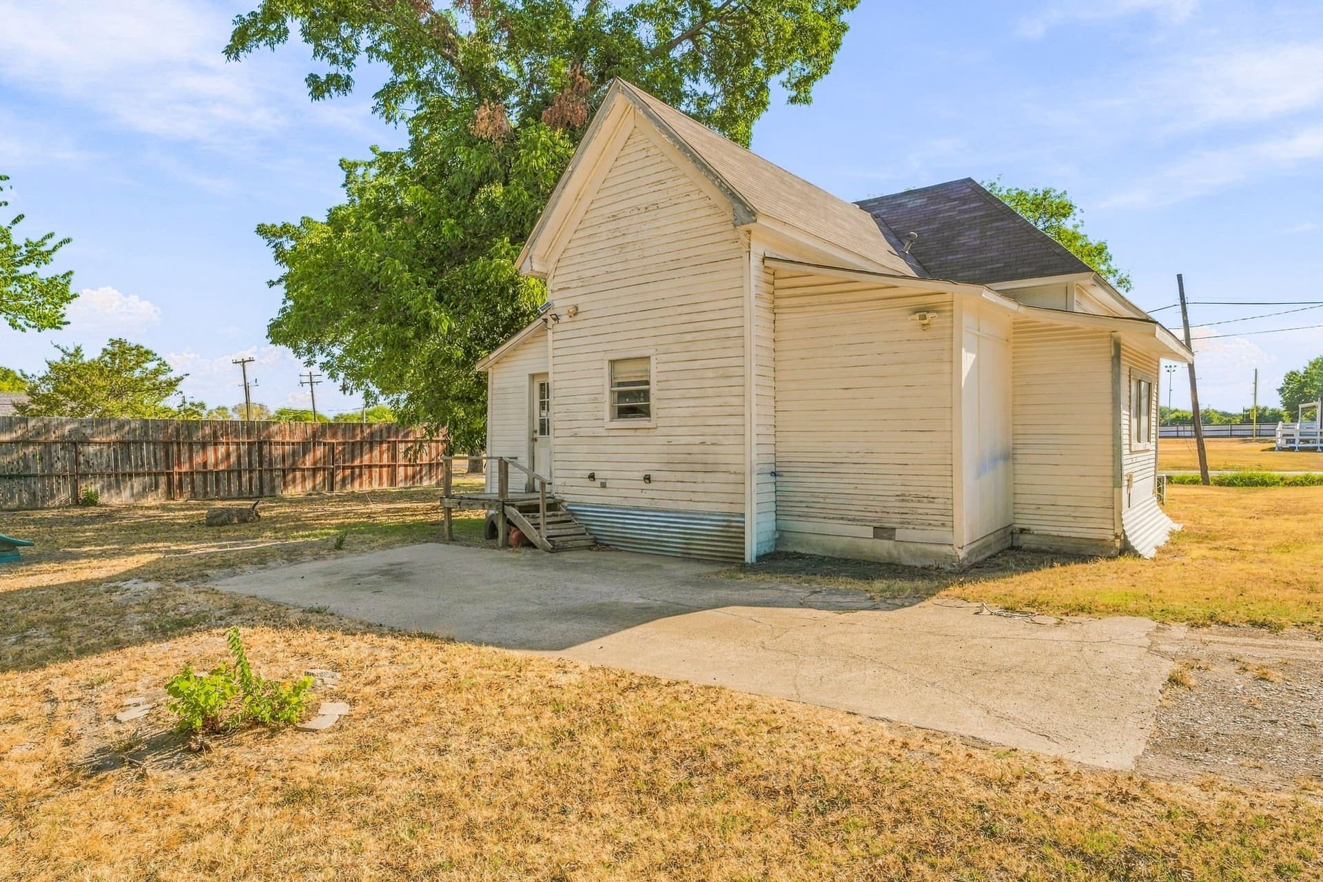 0.45 acres in Denton County - photo 13