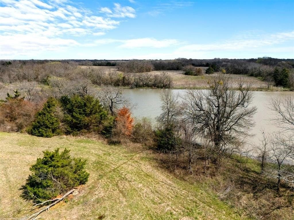 10.3 acres in Grayson County gallery image 2