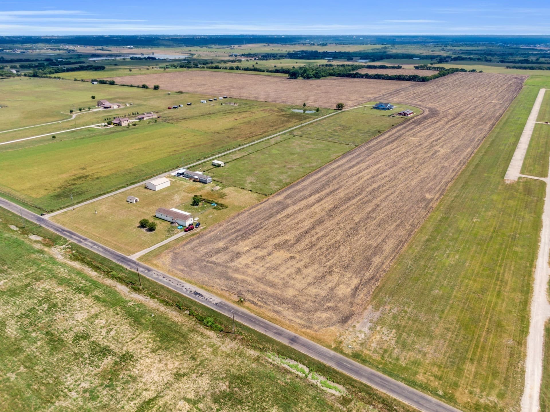 20.09 acres in Ellis County - photo 5