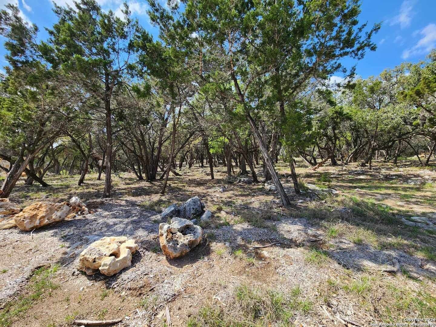 0.76 acres in Comal County