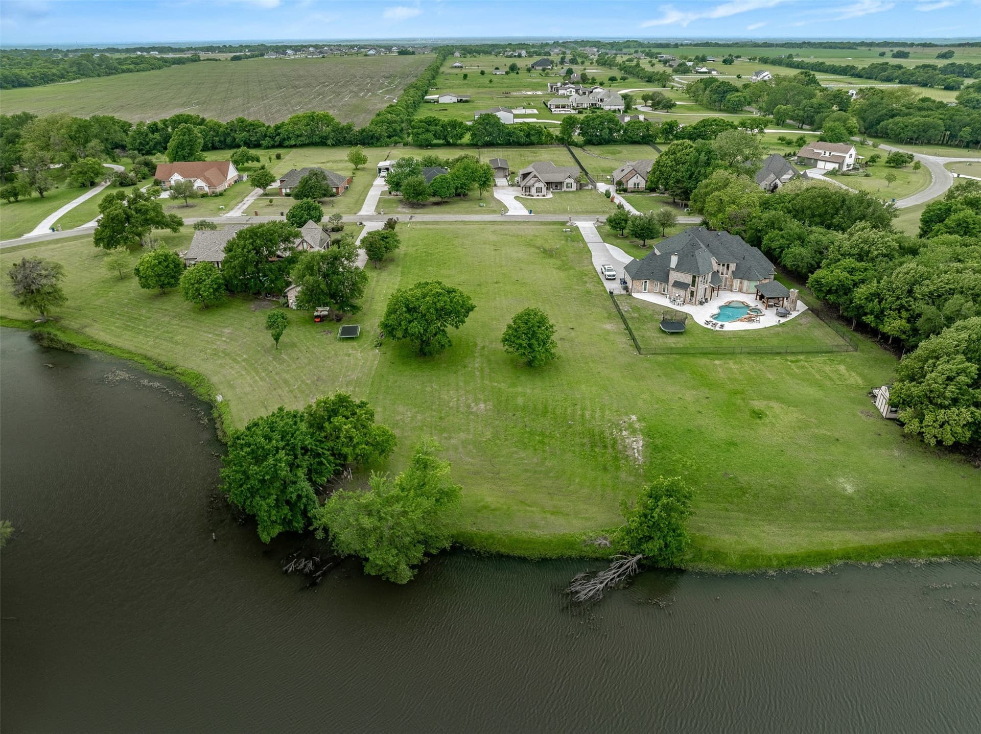 1.34 acres in Grayson County