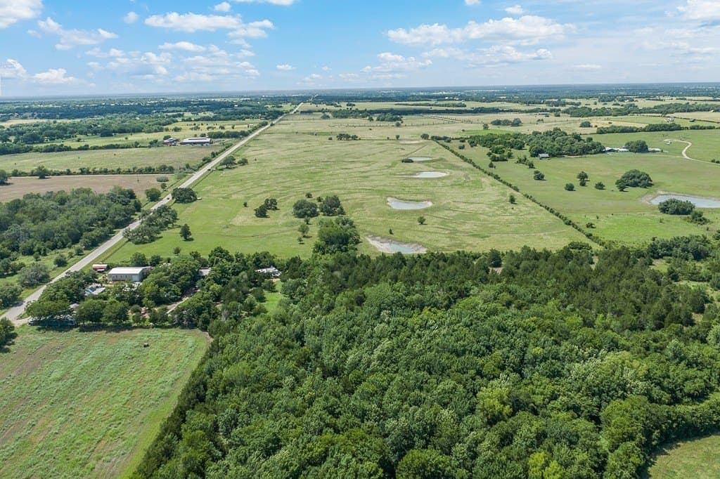 6.25 acres in Fayette County gallery image 4