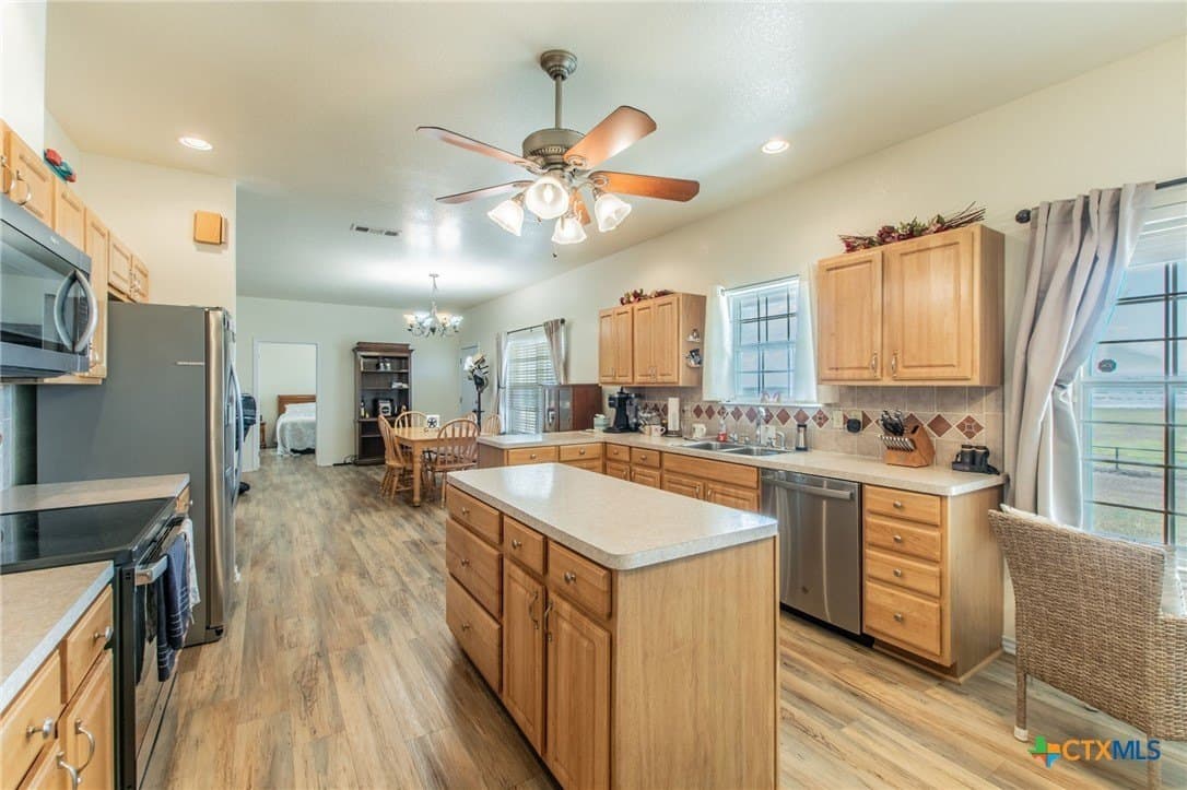 52.85 acres in Milam County - photo 4