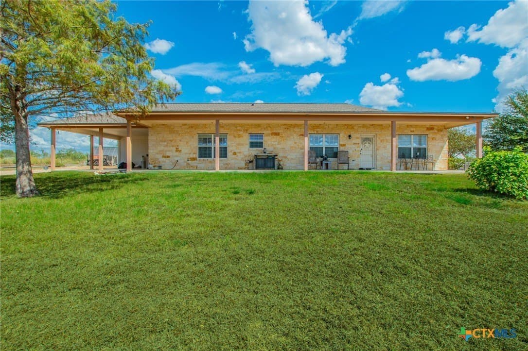 52.85 acres in Milam County