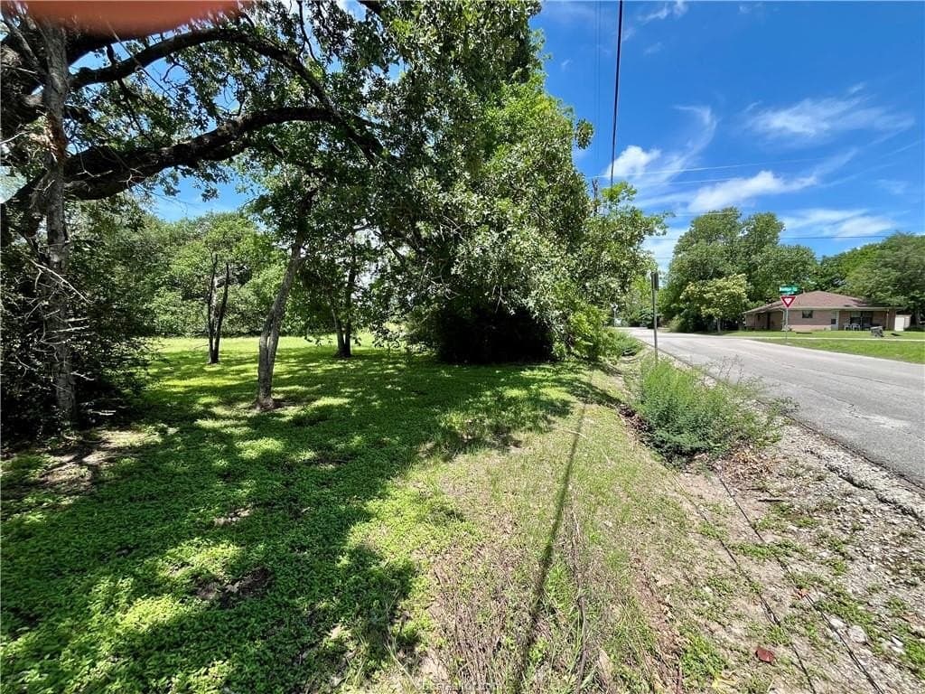 0.13 acres in Brazos County gallery image 3