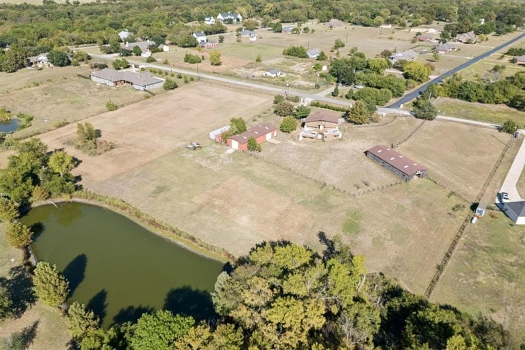 2.11 acres in Collin County gallery image 3