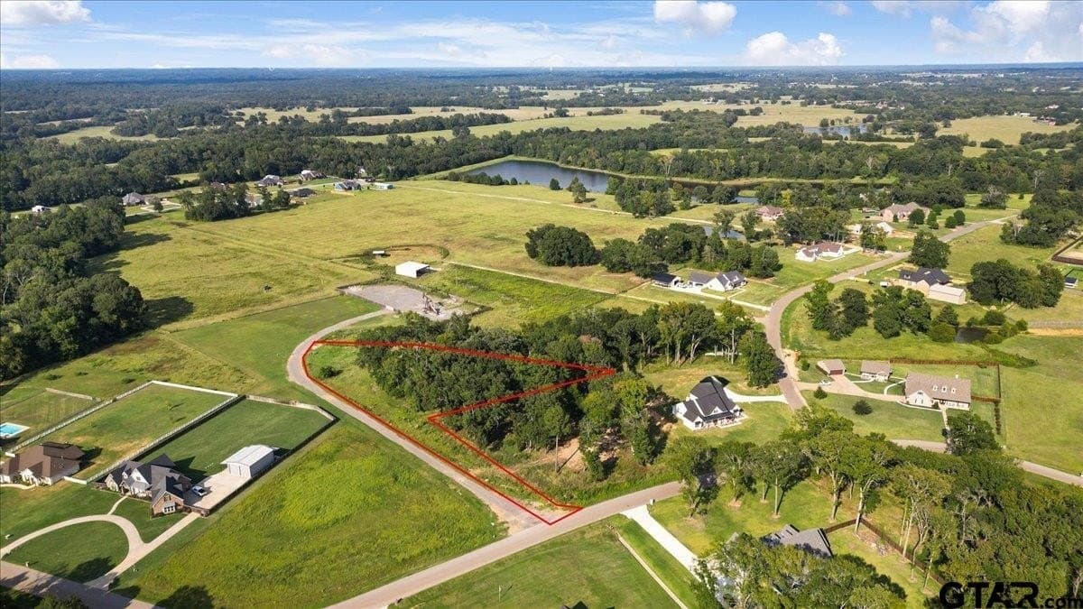 1.67 acres in Smith County featured view