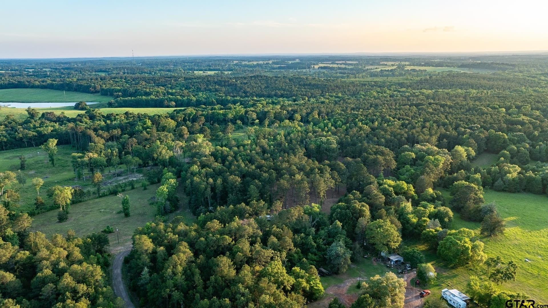27.56 acres in Smith County gallery image 2
