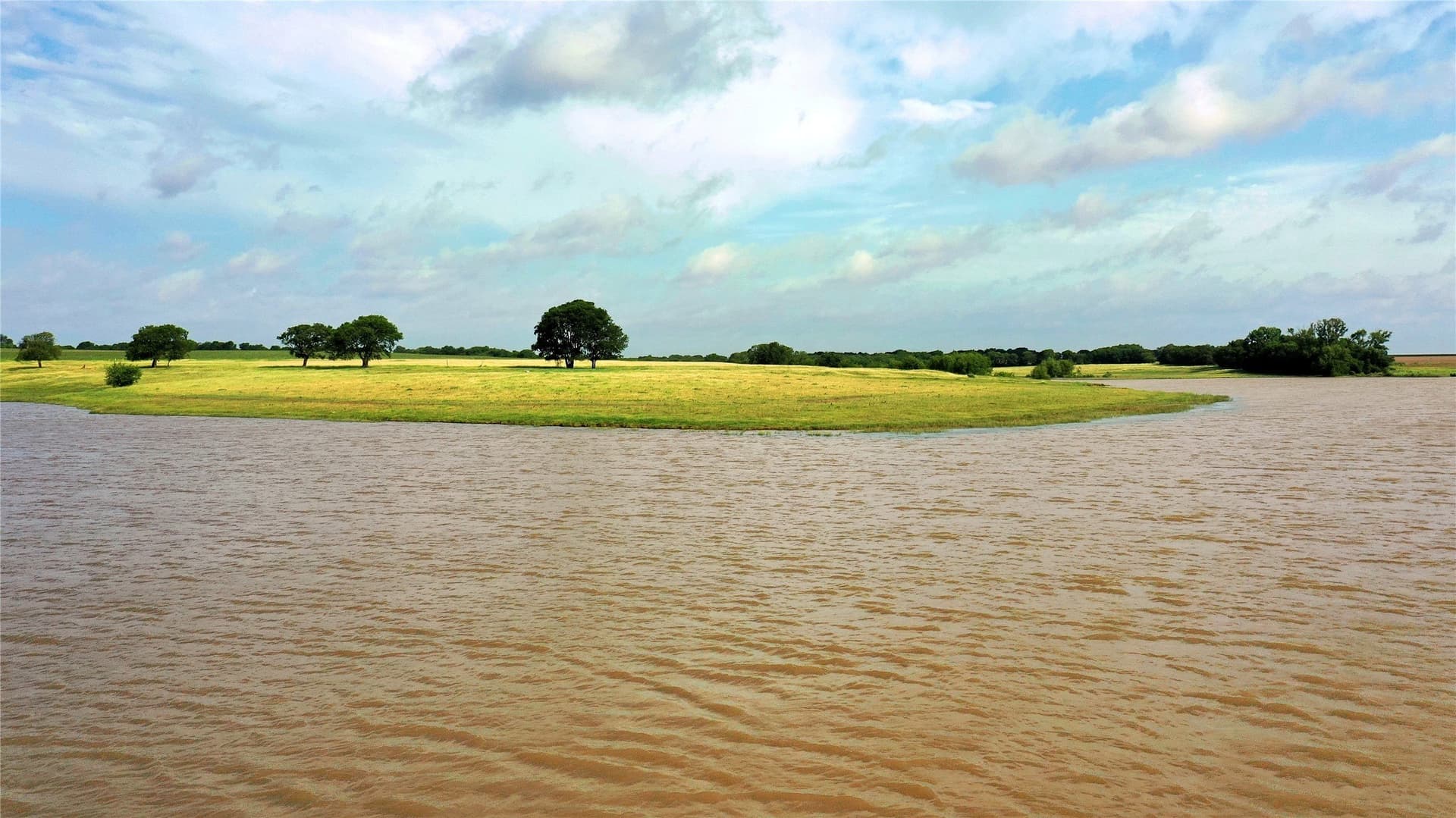 208.75 acres in Hill County - photo 13