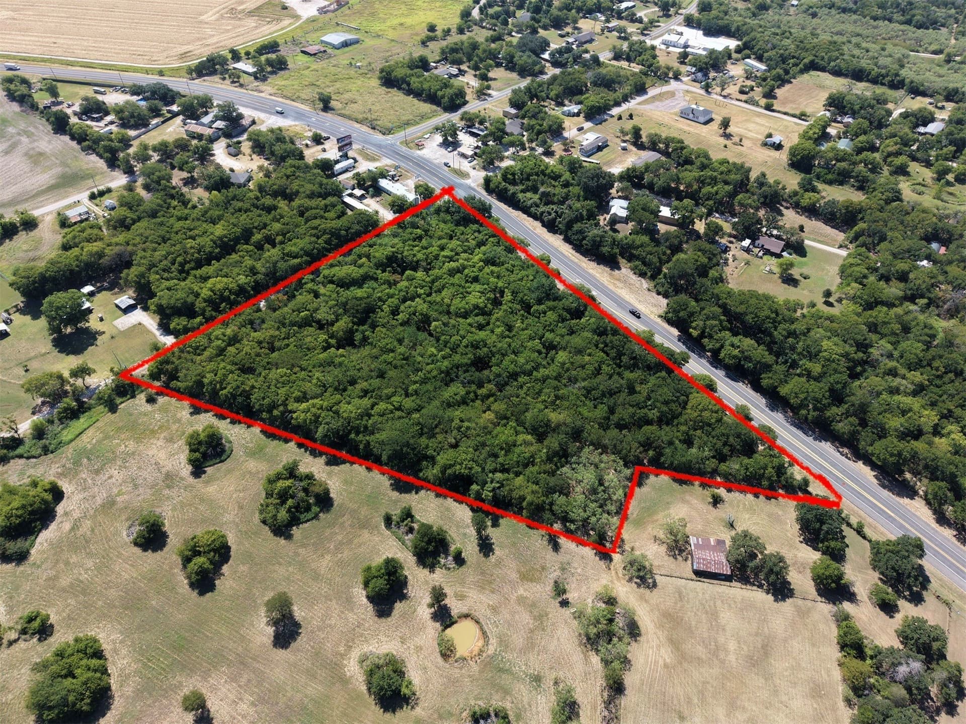 6.13 acres in Hill County