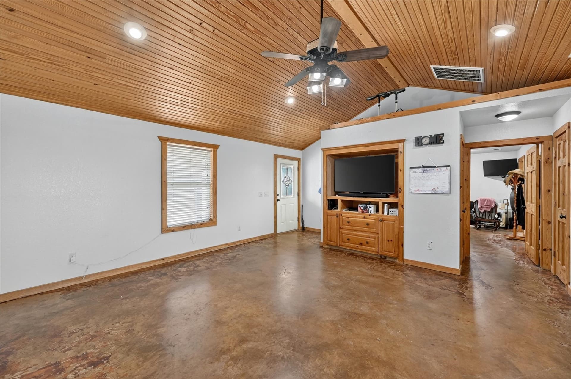 18.01 acres in Ellis County - photo 6