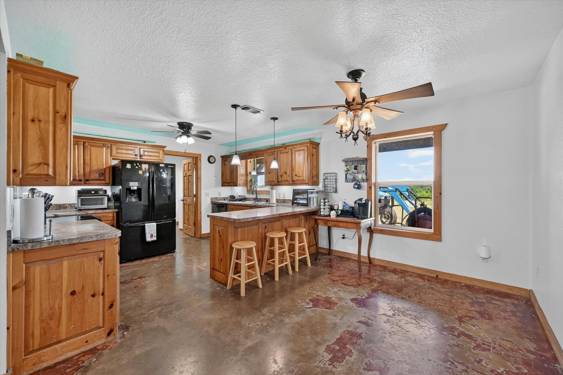 18.01 acres in Ellis County - photo 7