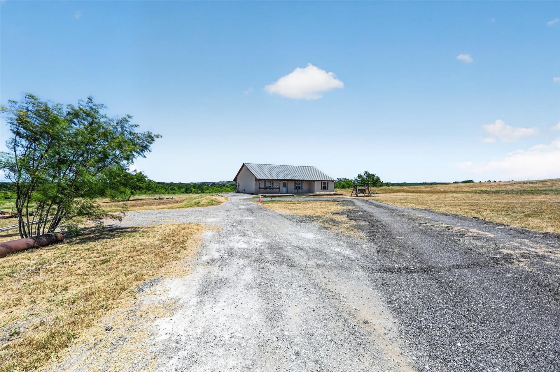 18.01 acres in Ellis County - photo 4