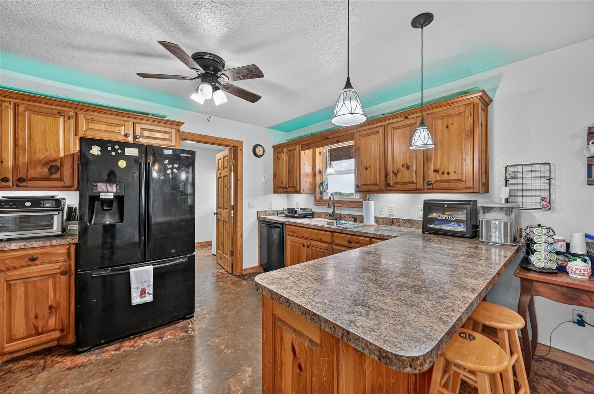 18.01 acres in Ellis County - photo 9