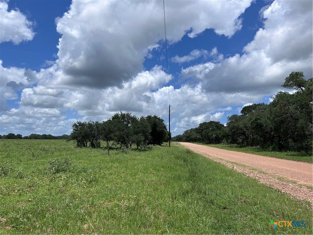 142.61 acres in Lavaca County - photo 28