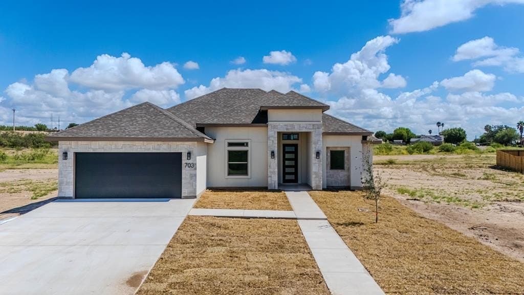 7,800 acres in Maverick County