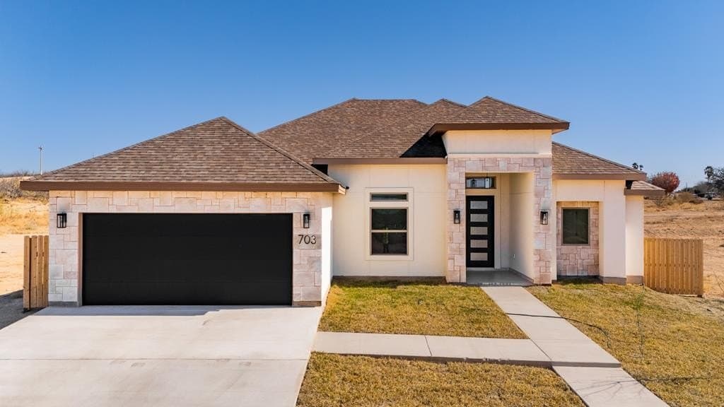 7,800 acres in Maverick County gallery image 2