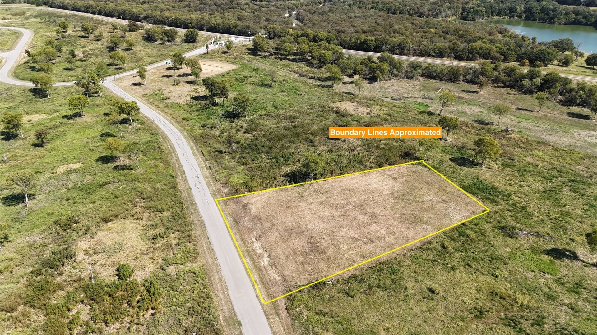1.16 acres in Navarro County - photo 12