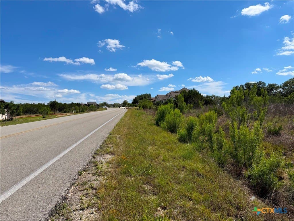 1.4 acres in Comal County - photo 5
