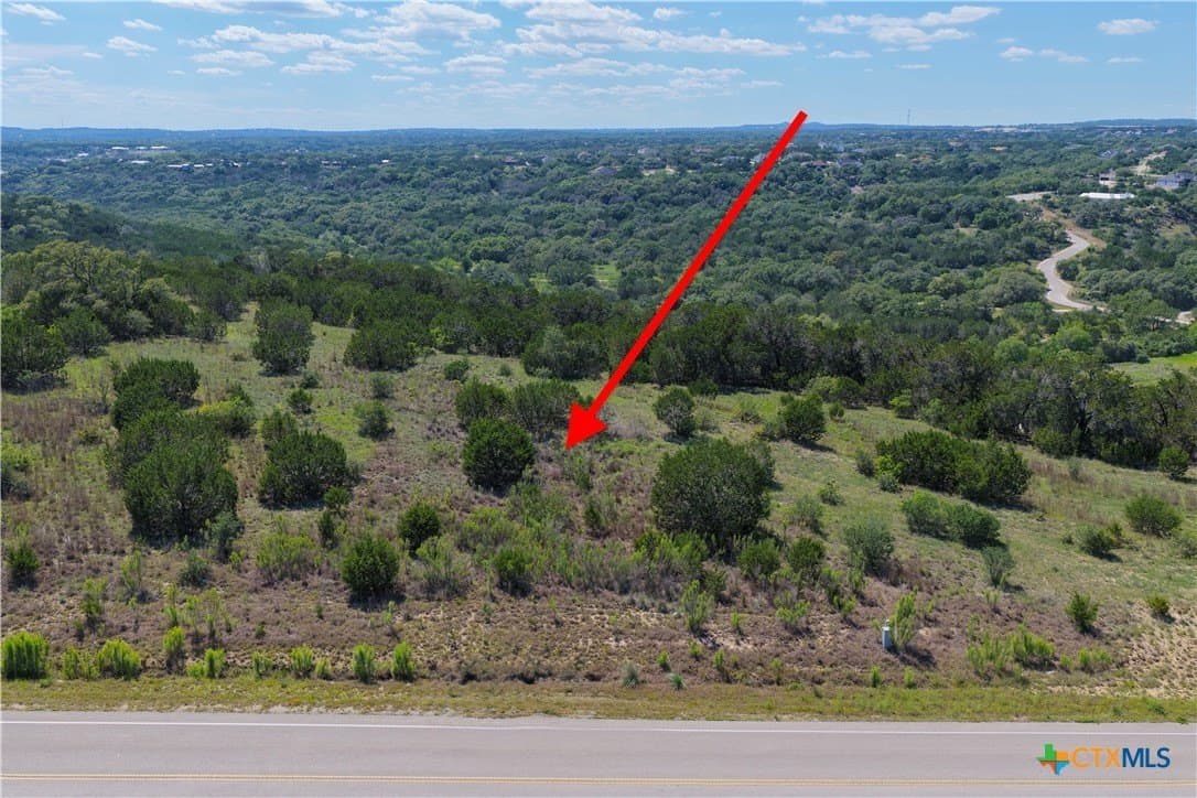 1.4 acres in Comal County - photo 2
