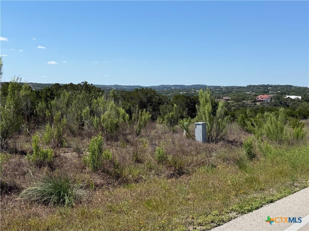 1.4 acres in Comal County - photo 8