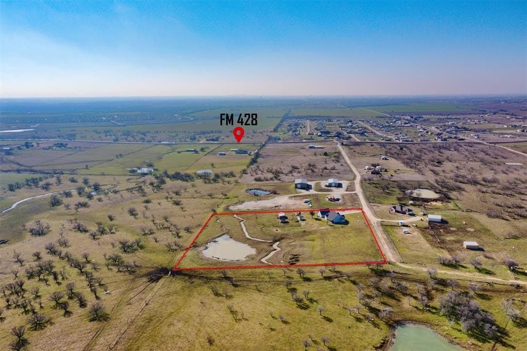 5.35 acres in Denton County gallery image 4