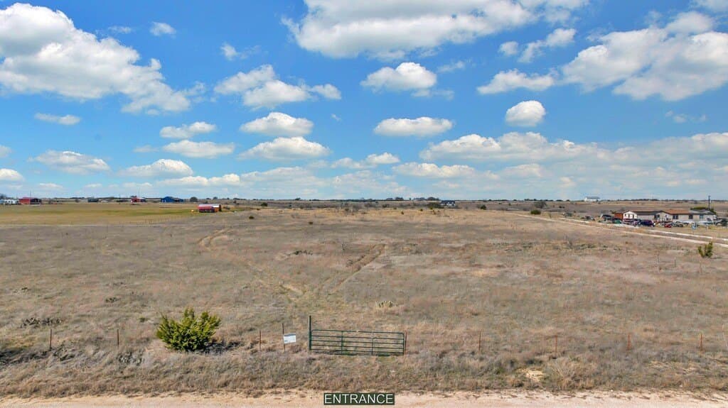 11 acres in Bosque County gallery image 4