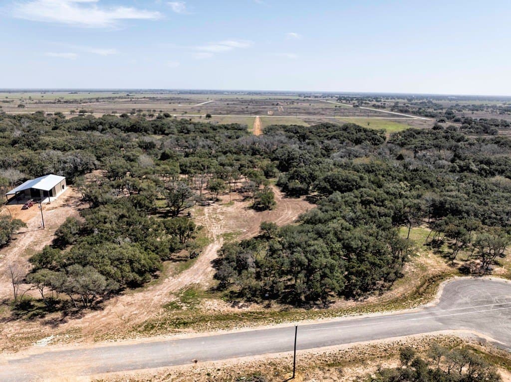 5.01 acres in Colorado County - photo 2