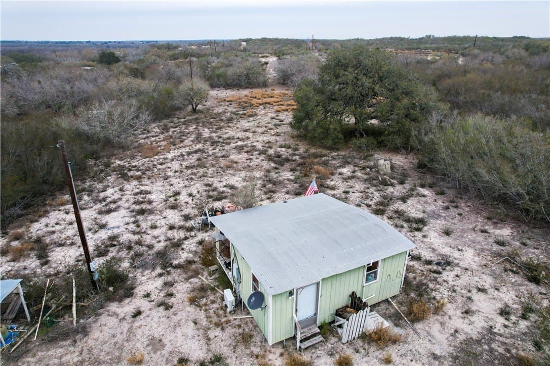 2.5 acres in Live Oak County gallery image 3