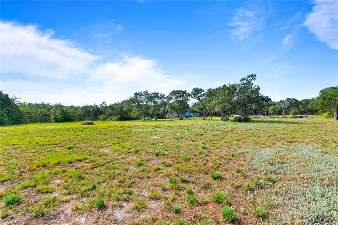 100,000 acres in Aransas County - photo 29