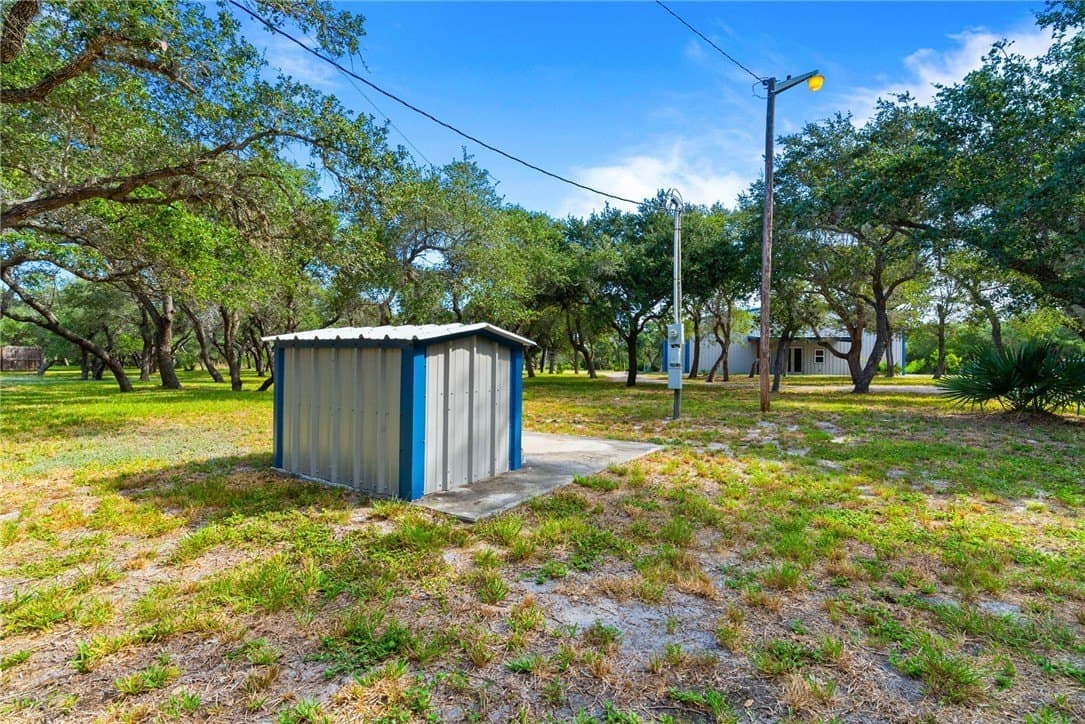 100,000 acres in Aransas County - photo 27