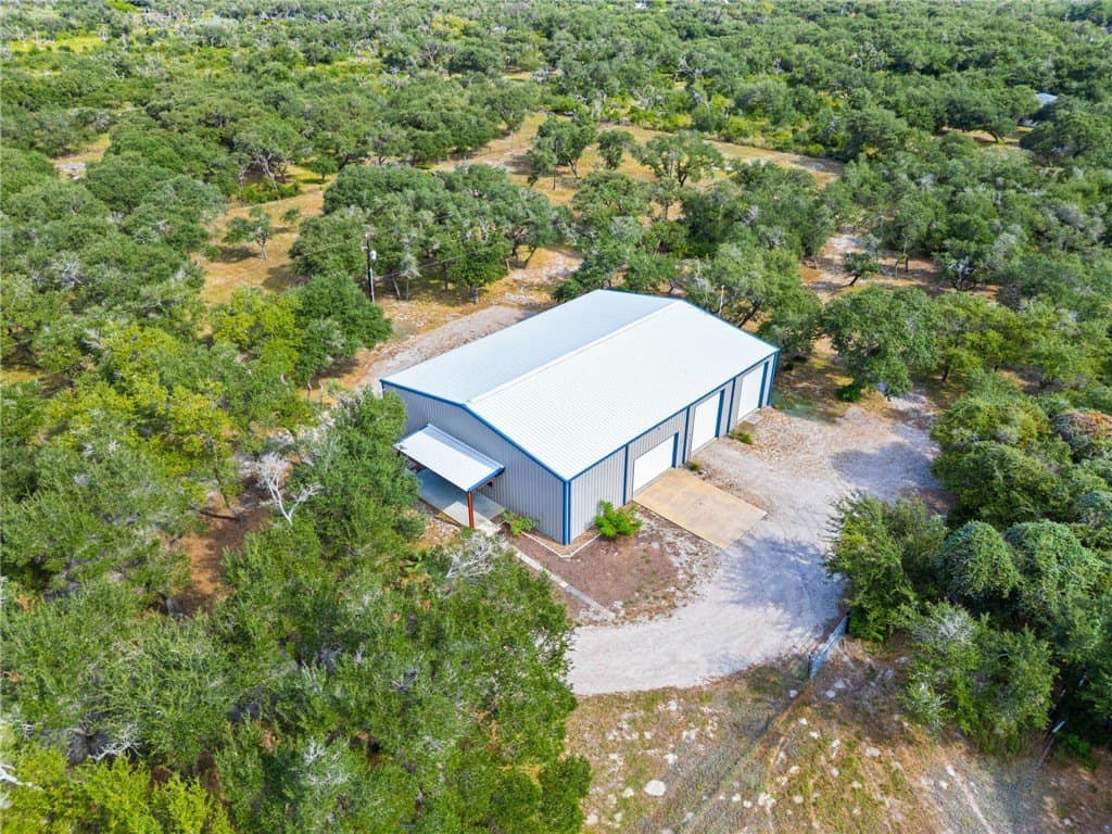100,000 acres in Aransas County - photo 33