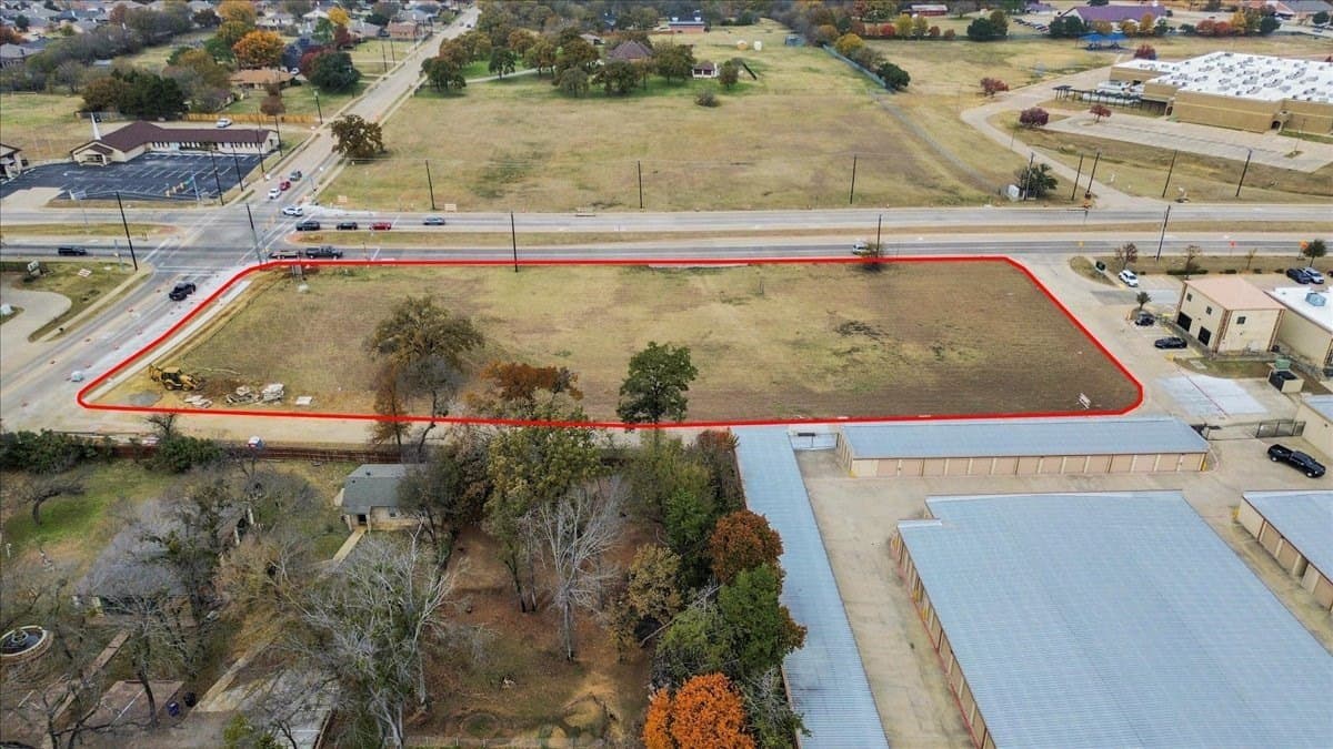 2.4 acres in Tarrant County - photo 8
