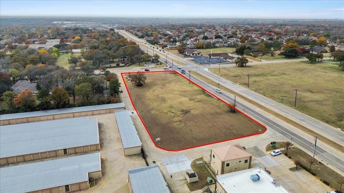 2.4 acres in Tarrant County