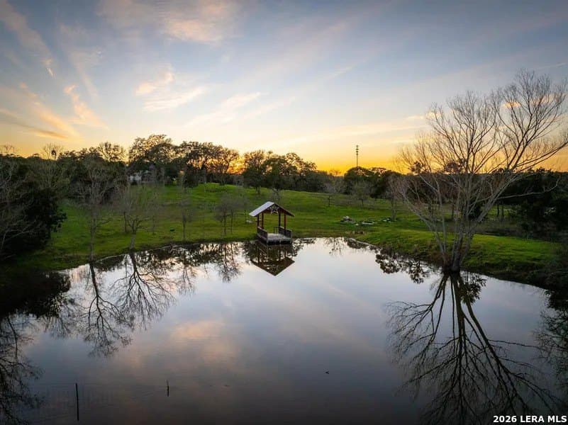 15 acres in Comal County - photo 9