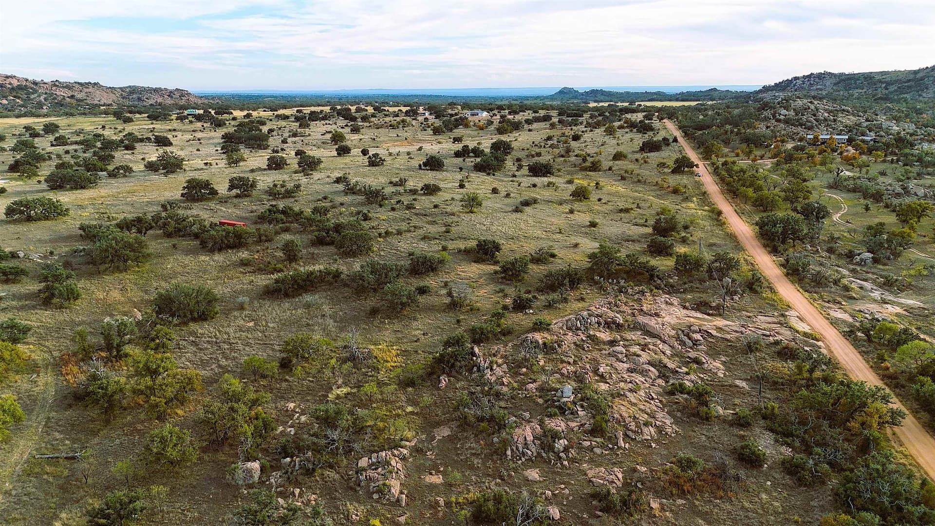 20 acres in Llano County