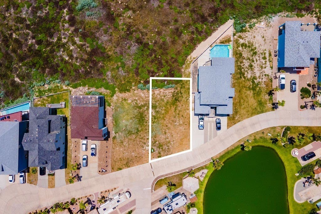0.11 acres in Nueces County - photo 7