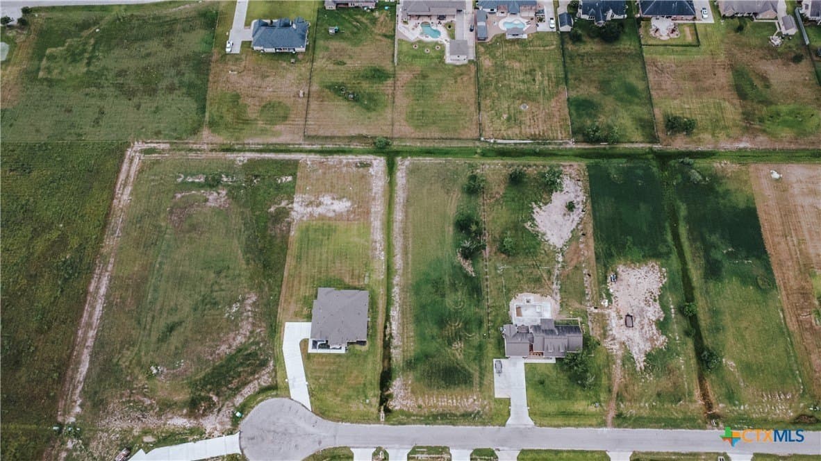 1.06 acres in Victoria County - photo 3
