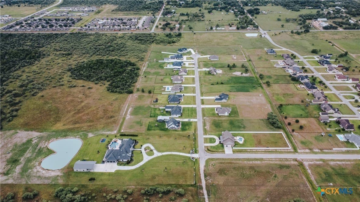 1.06 acres in Victoria County - photo 5