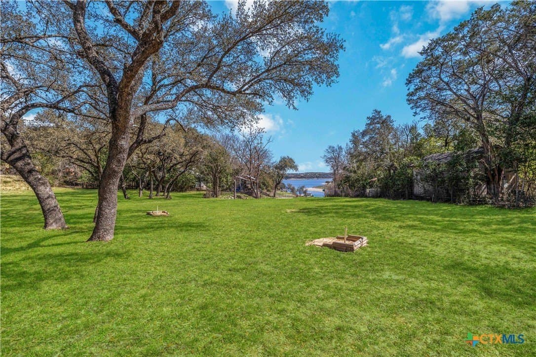 4.36 acres in Travis County - photo 6