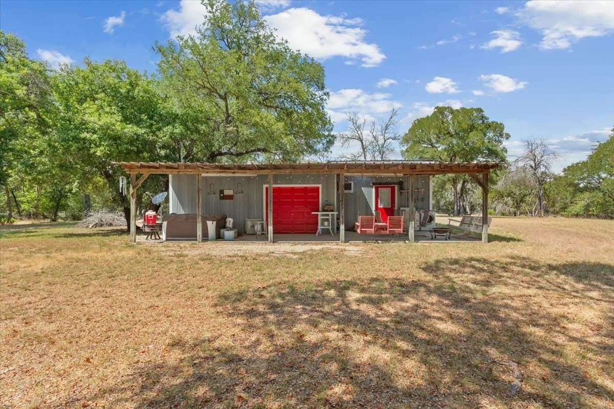 11 acres in McLennan County - photo 2